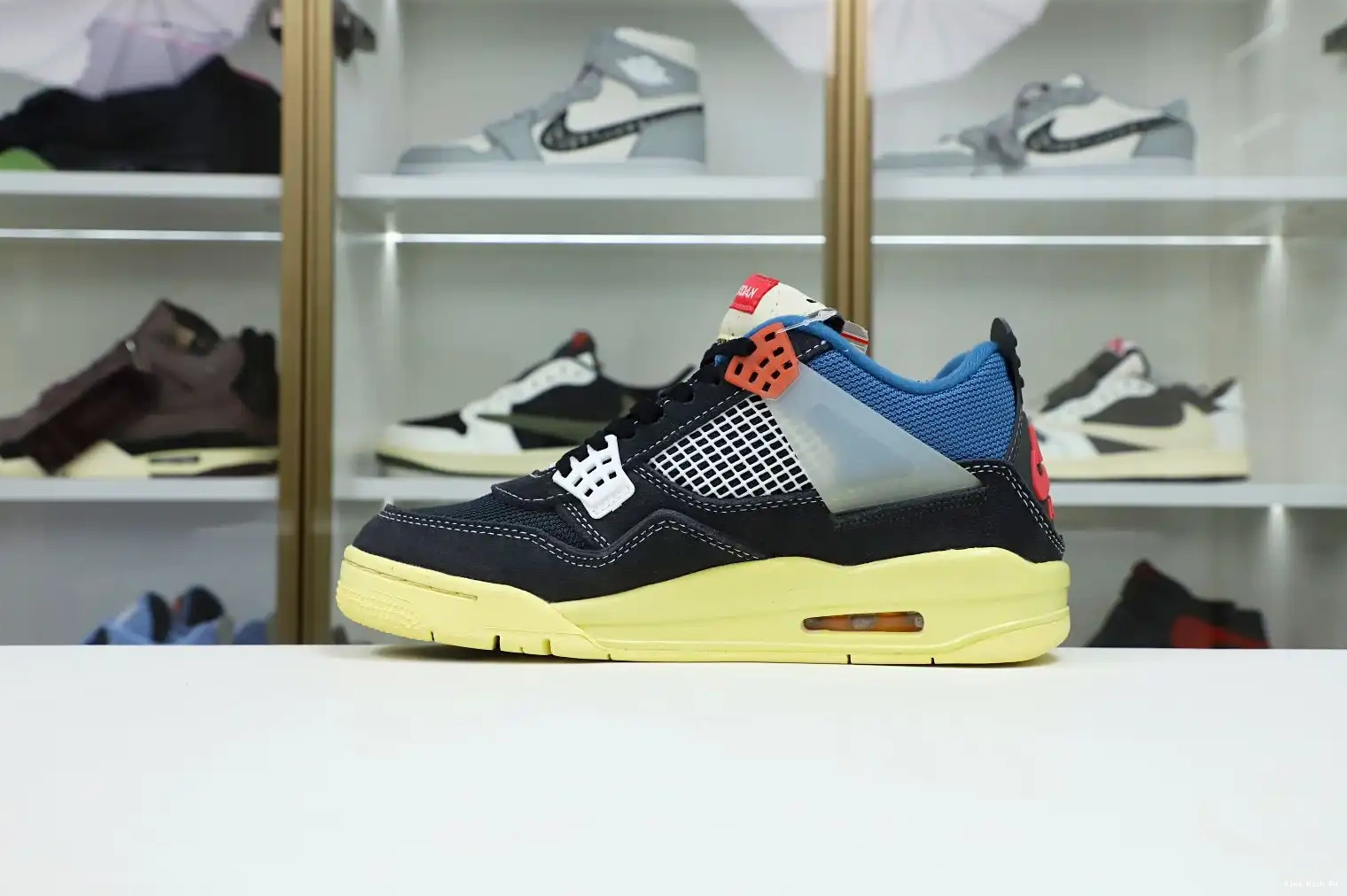 Kimikick LA 4 RETRO JORDAN AIR 'OFF X NOIR' UNION 0724